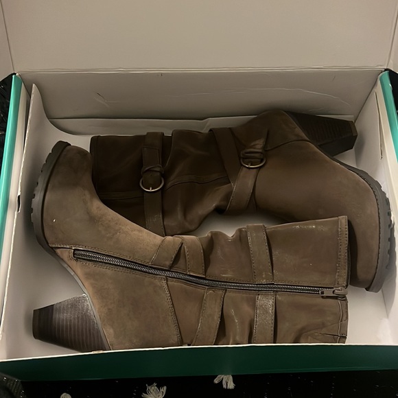 ❌SOLD❌ Maurices Pam Mid Calf Scrunch Boots - Picture 2 of 12